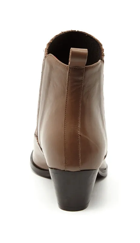 BOOTS ANN TUIL ARCANE