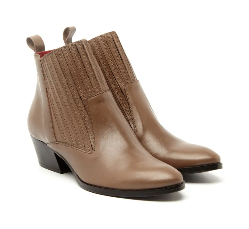 BOOTS ANN TUIL ARCANE