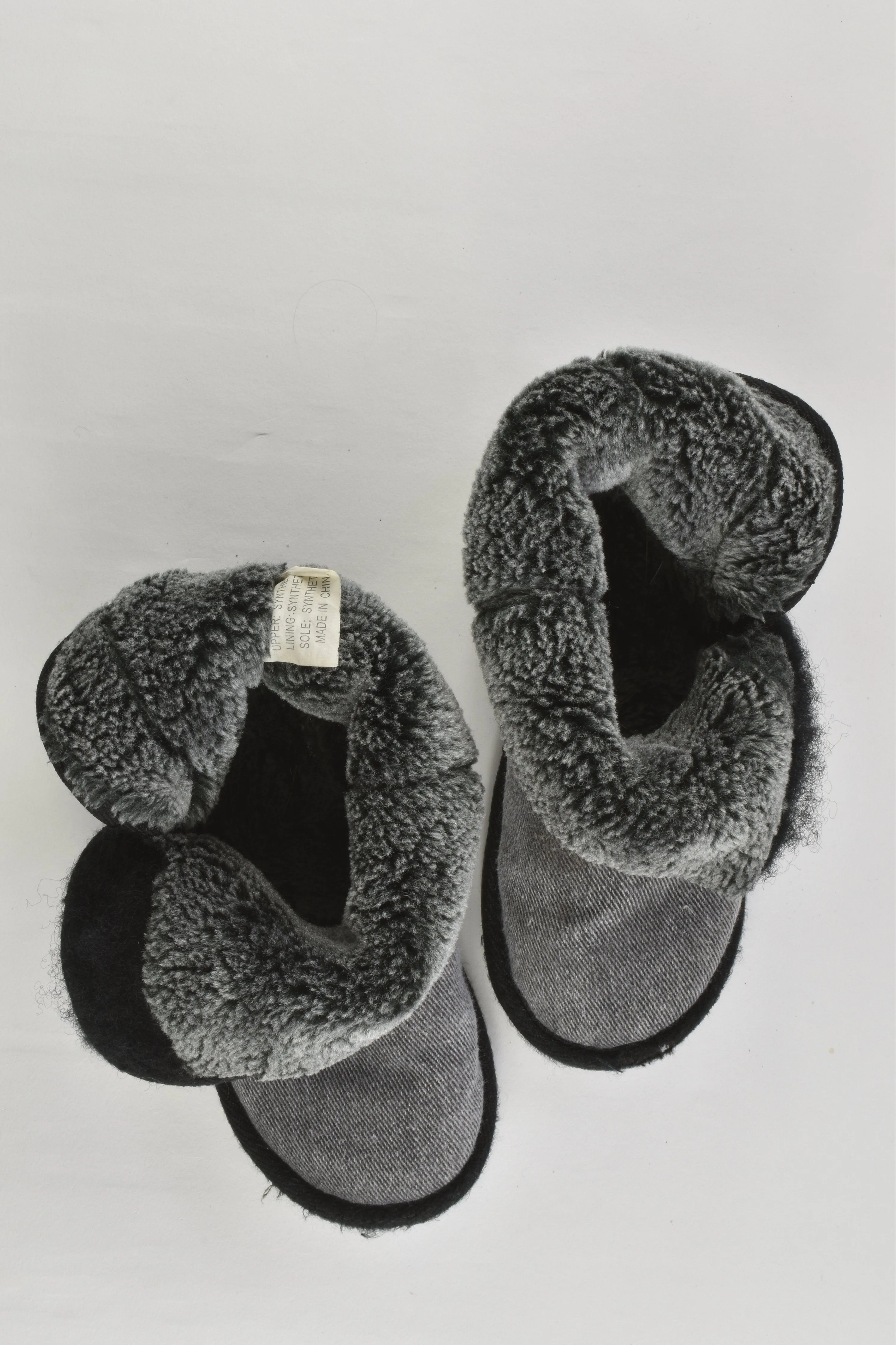 Grosby Size 12 Warm Boots