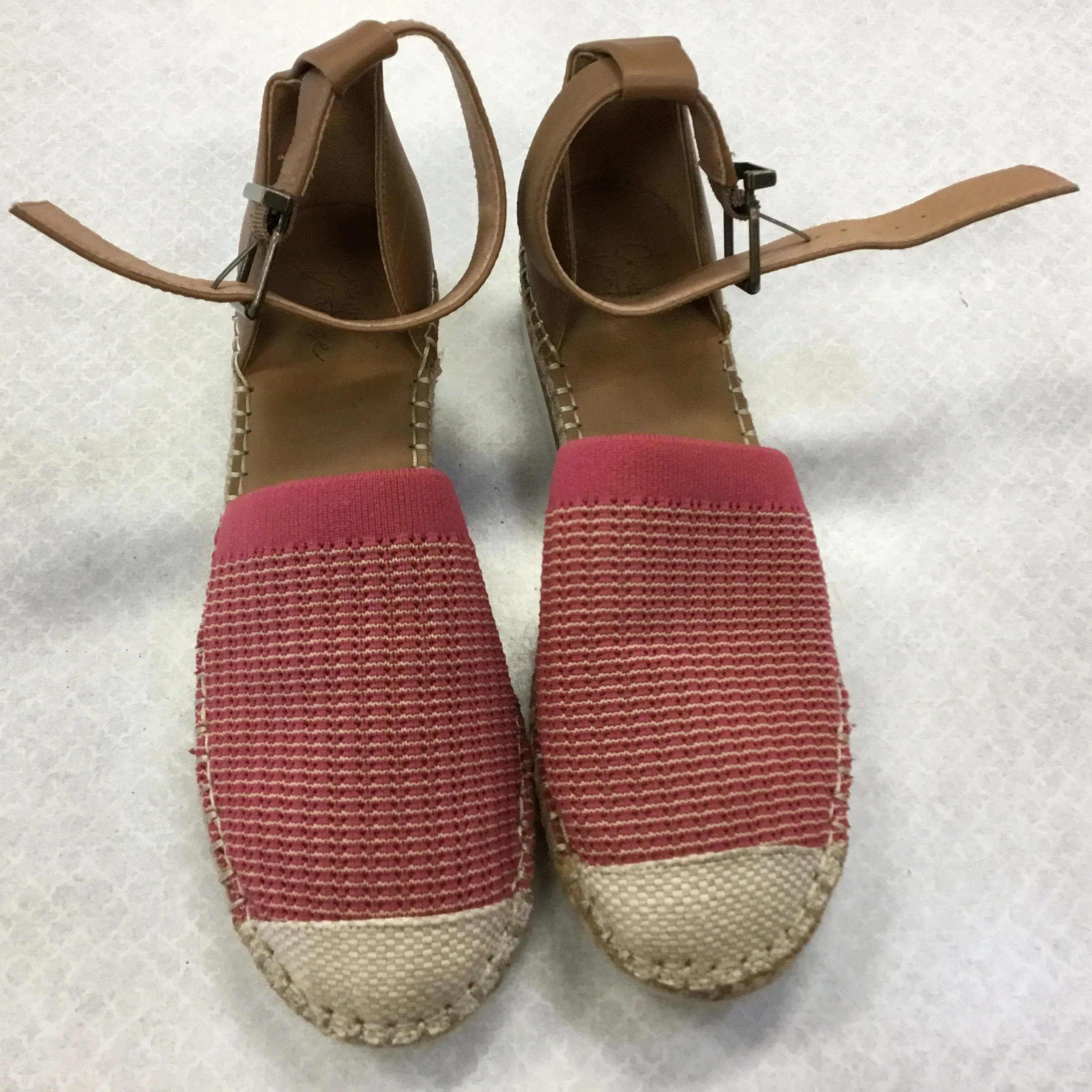 Shoes Sneakers By Crown Vintage In Brown & Red, Size: 8.5